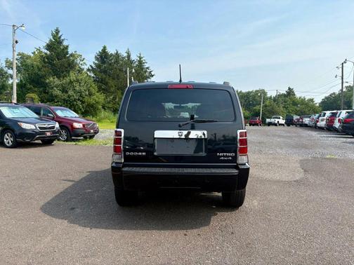 2011 Dodge Nitro Heat