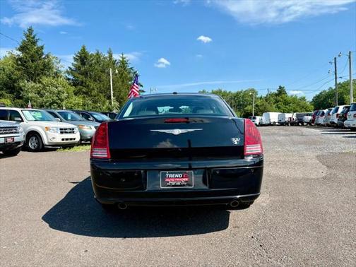 2010 Chrysler 300C 300S V8