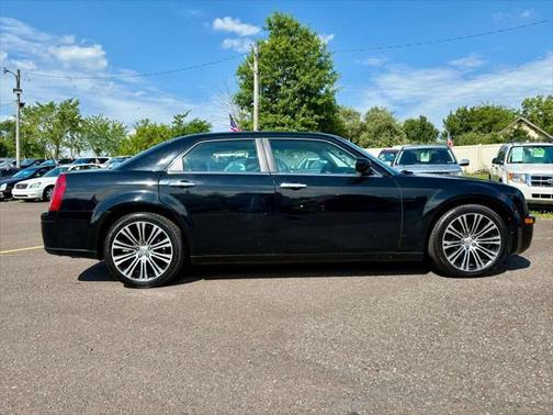 2010 Chrysler 300C 300S V8