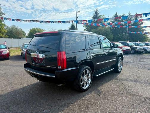 2013 Cadillac Escalade Luxury