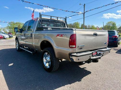 Gold 2007 Ford F-350 Lariat