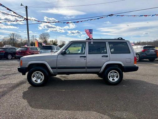 2000 Jeep Cherokee Sport 4WD