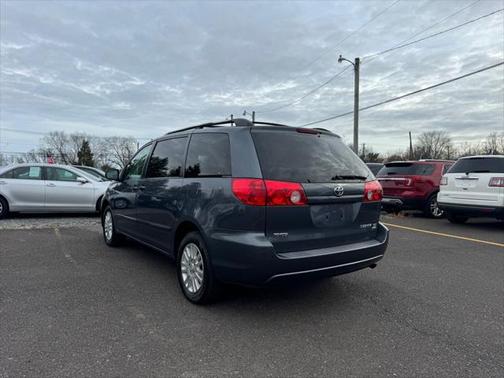 2008 Toyota Sienna LE