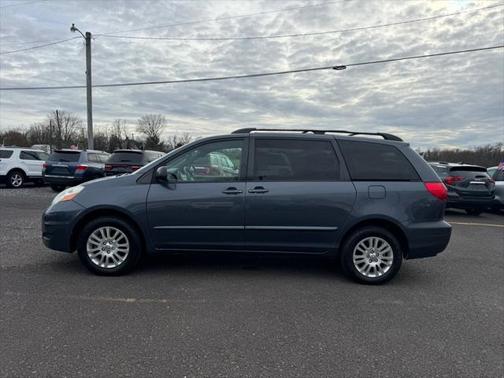 2008 Toyota Sienna LE