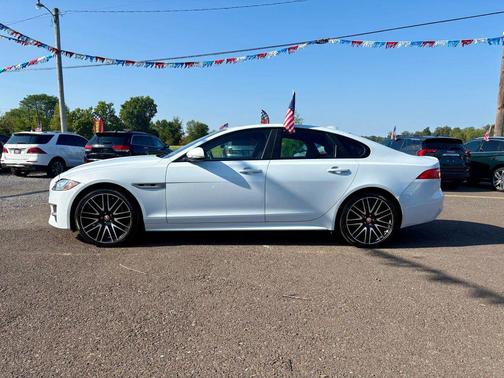 2016 Jaguar XF 35t R-Sport