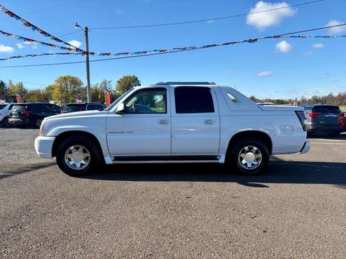 2002 Cadillac Escalade EXT Base