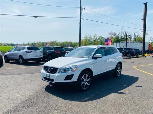 2012 Volvo XC60 T6 R-Design Platinum