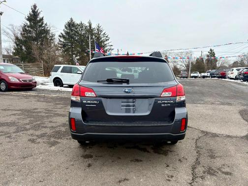 2011 Subaru Outback 3.6 R Limited
