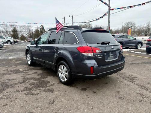 2011 Subaru Outback 3.6 R Limited