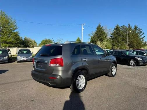 2011 Kia Sorento LX