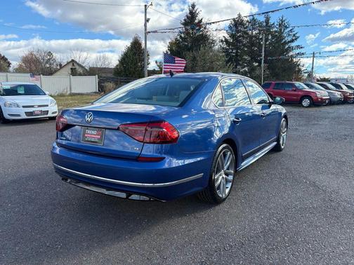 2017 Volkswagen Passat 1.8T R-Line w/Comfort