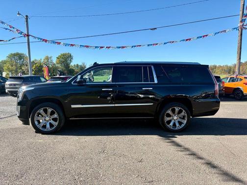 2016 Cadillac Escalade ESV Sport