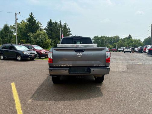 2017 Nissan Titan XD SV