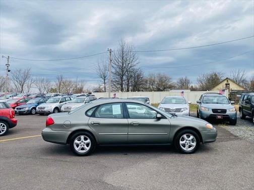 2002 Ford Taurus SES