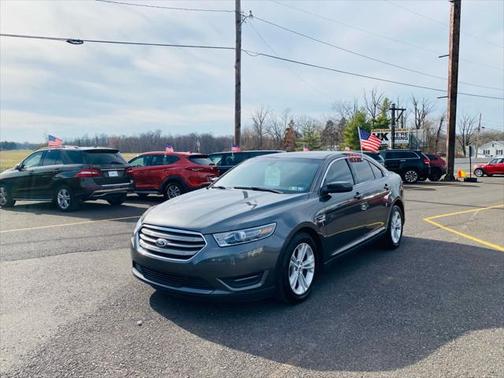 2015 Ford Taurus SEL