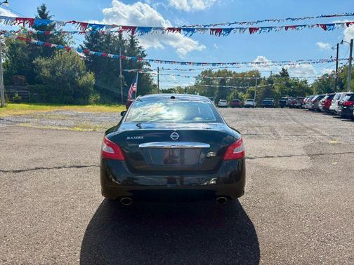 2011 Nissan Maxima SV