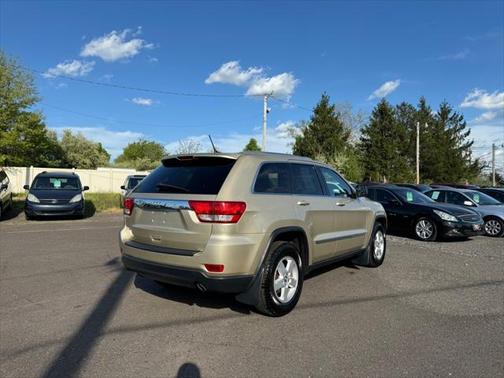2011 Jeep Grand Cherokee Laredo