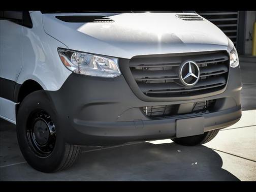 2025 Mercedes-Benz Sprinter 2500 High Roof