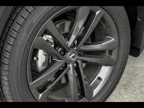 2025 Lexus NX 450h+ Luxury
