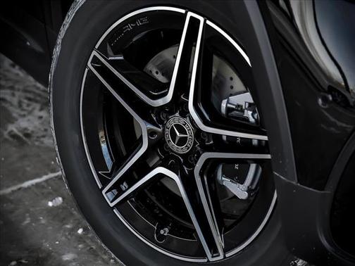 2025 Mercedes-Benz GLB 250 4MATIC