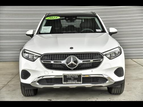 2025 Mercedes-Benz GLC 350e Base