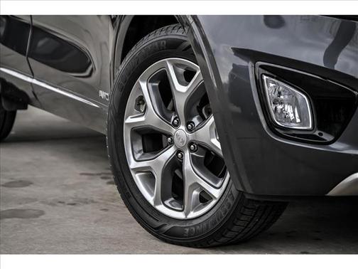2018 Kia Sorento SX