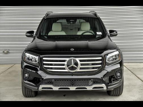 2025 Mercedes-Benz GLB 250 4MATIC