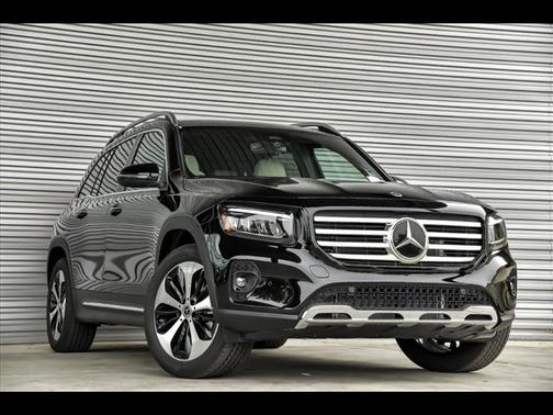 2025 Mercedes-Benz GLB 250 4MATIC