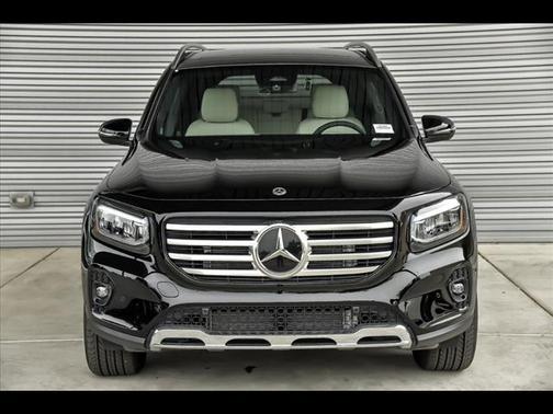 2025 Mercedes-Benz GLB 250 4MATIC