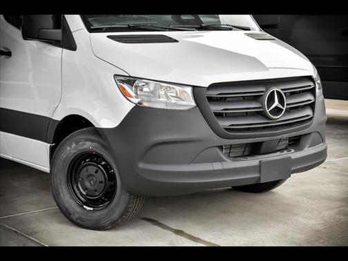 2025 Mercedes-Benz Sprinter 2500 High Roof