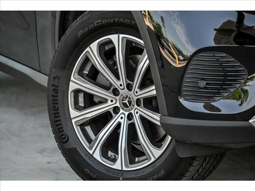 Black 2026 Mercedes-Benz GLC 300 4MATIC