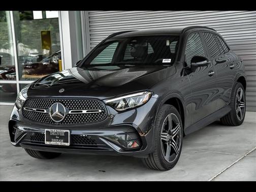 2025 Mercedes-Benz GLC 300 4MATIC