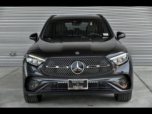 2025 Mercedes-Benz GLC 300 4MATIC