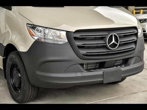 2025 Mercedes-Benz Sprinter 2500 Standard Roof