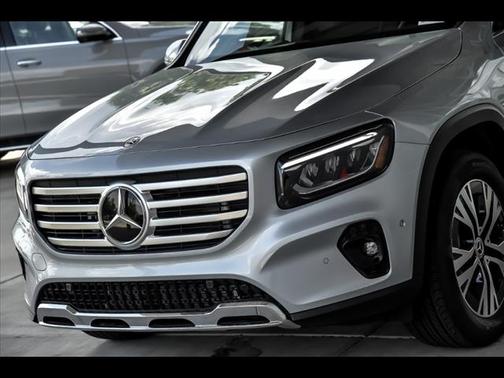 2025 Mercedes-Benz GLB 250 4MATIC