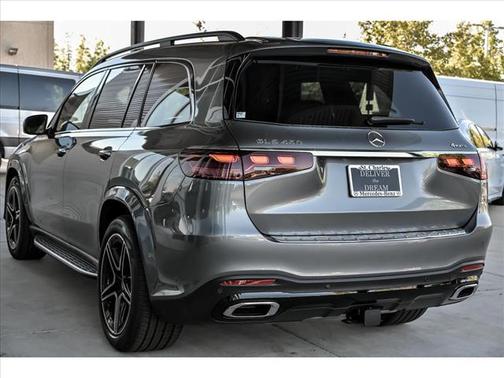 2026 Mercedes-Benz GLS 450 4MATIC
