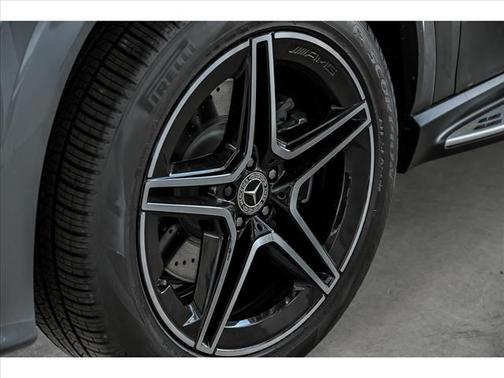 2026 Mercedes-Benz GLS 450 4MATIC