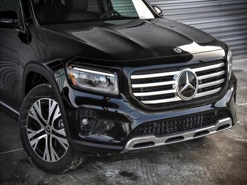 2025 Mercedes-Benz GLB 250 4MATIC