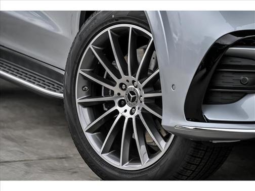 Cirrus Silver Metallic 2026 Mercedes-Benz GLE 450 4MATIC