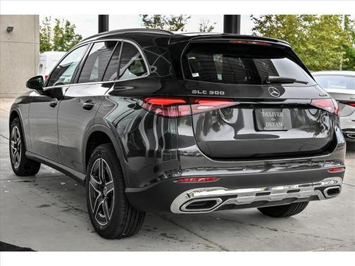 2026 Mercedes-Benz GLC 300 4MATIC