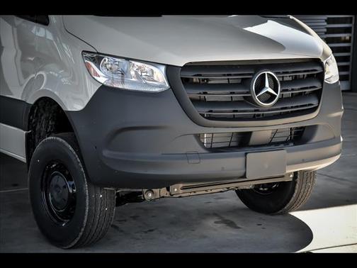 2025 Mercedes-Benz Sprinter 2500 Standard Roof