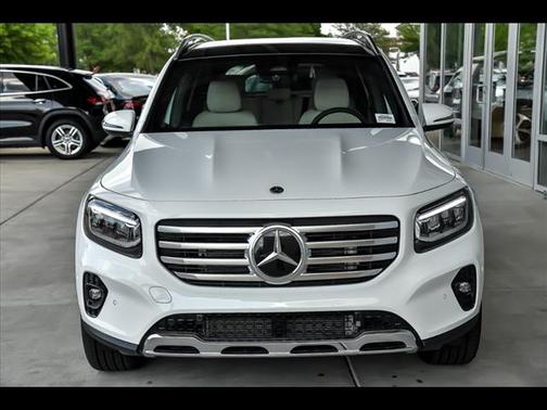 2025 Mercedes-Benz GLB 250 4MATIC