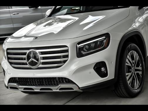 2025 Mercedes-Benz GLB 250 4MATIC