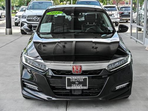 2019 Honda Accord Hybrid Touring