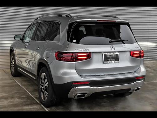 2025 Mercedes-Benz GLB 250 4MATIC