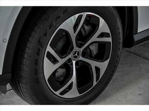 2026 Mercedes-Benz GLC 350e Base
