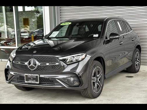 2025 Mercedes-Benz GLC 300 4MATIC