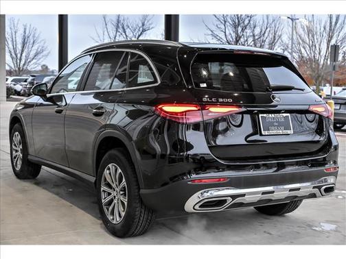 2026 Mercedes-Benz GLC 300 4MATIC
