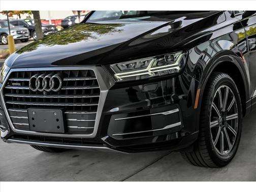 2017 Audi Q7 3.0T Premium