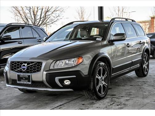 2015 Volvo XC70 T6 Premier Plus